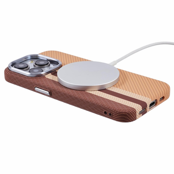 Калъфът за iPhone 13 Pro, Carbon Fiber MagSafe, жълт